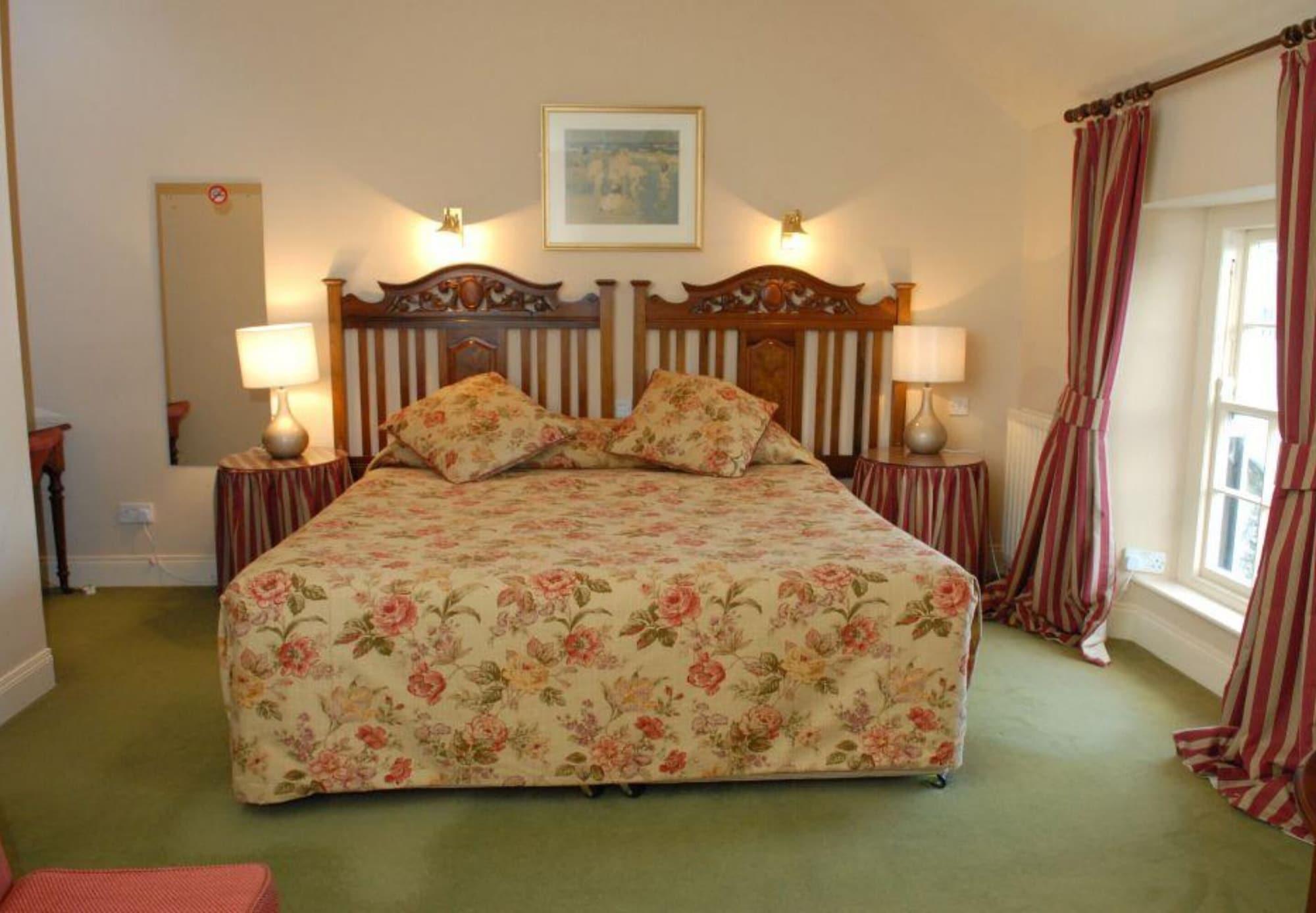 Londonderry Arms Hotel Carnlough Ngoại thất bức ảnh