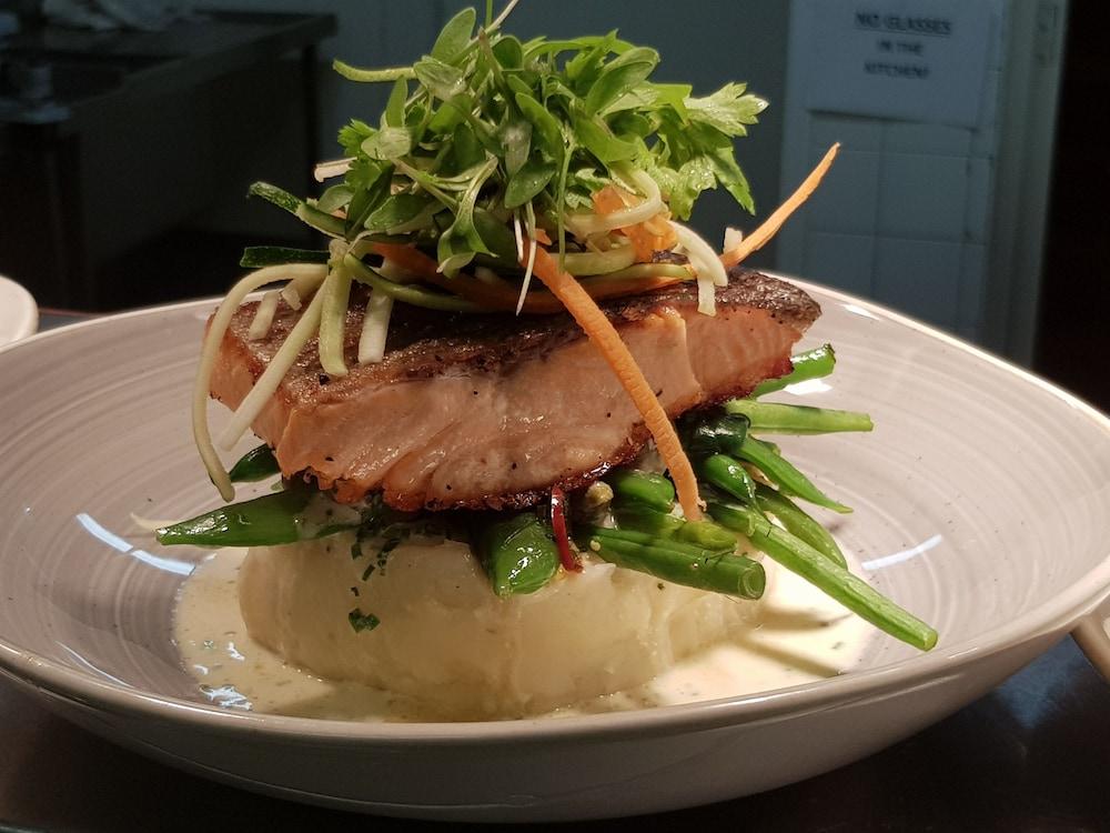 Londonderry Arms Hotel Carnlough Ngoại thất bức ảnh