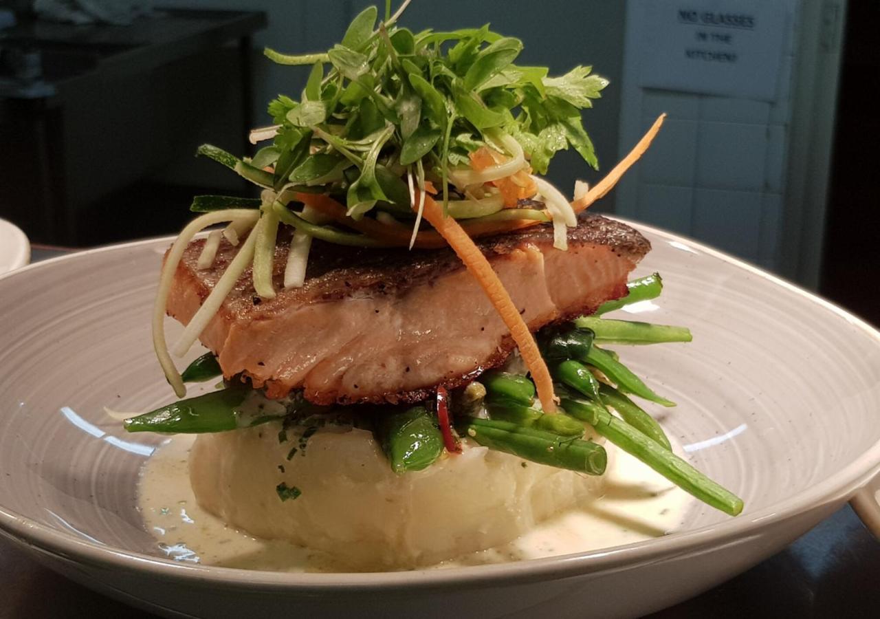 Londonderry Arms Hotel Carnlough Ngoại thất bức ảnh